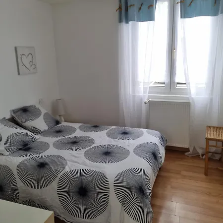 Maison Paisible Apartment